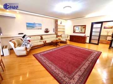 Բնակարաններ Կոդ` 5+33379