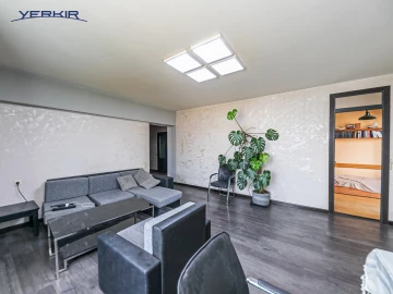 Բնակարաններ Կոդ` 10+218988