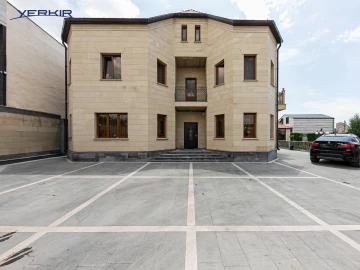 Houses Code: 9+518602