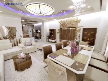 Apartments Code: 5+308402