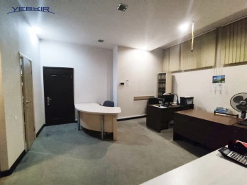 Commercial properties Code: 9+914756