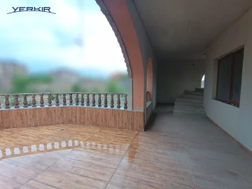 Houses Code: 9+511054