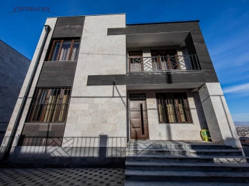 Առանձնատներ Կոդ` 9+514170