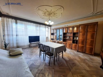 Բնակարաններ Կոդ` 5+416053