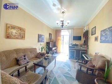 Բնակարաններ Կոդ` 5+20727