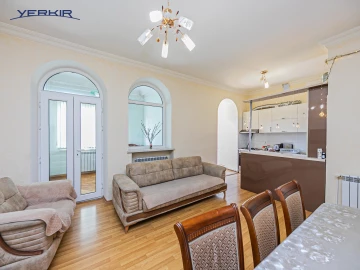 Բնակարաններ Կոդ` 5+219054