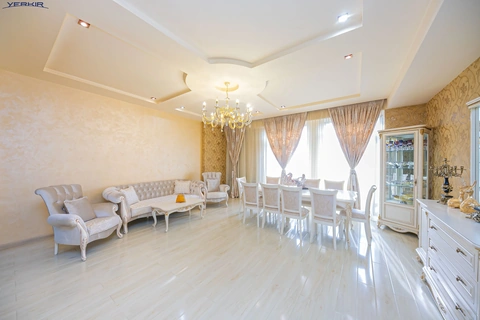 Apartments Code: 9+4375417