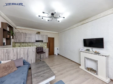 Квартиры Код 4+110657