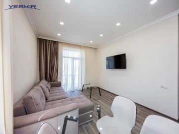 Բնակարաններ Կոդ` 10+112480