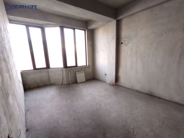 Բնակարաններ Կոդ` 5+306195