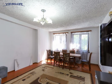 Առանձնատներ Կոդ` 5+510491