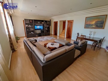 Квартиры Код 10+3501811