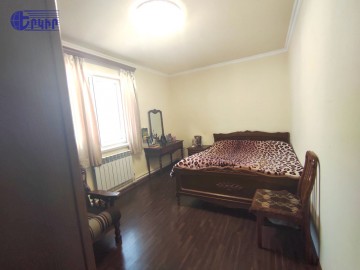 Առանձնատներ Կոդ` 6+50946