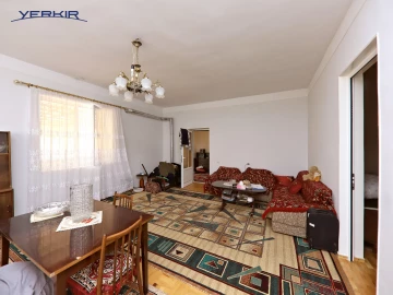 Առանձնատներ Կոդ` 9+511528