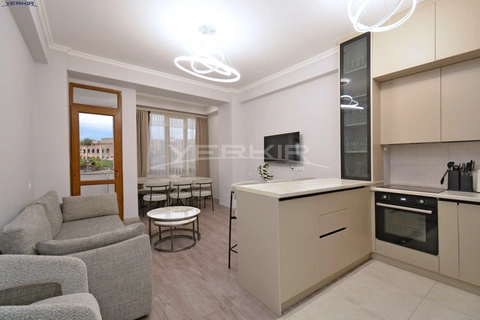 Apartments Code: 9+3714189