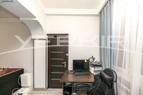 Apartments Code: 9+3947220