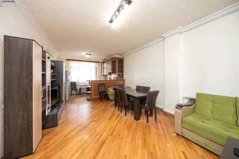 Apartments Code: 9+2152539