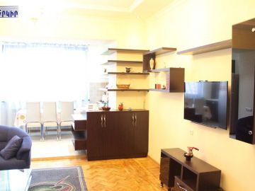 Բնակարաններ Կոդ` 9+20003