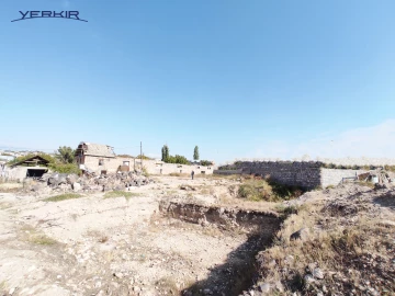 Land areas Code: 10+613579