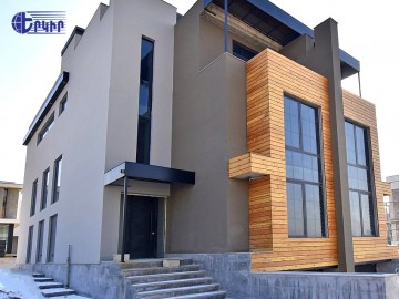 Houses Code: 3+500237