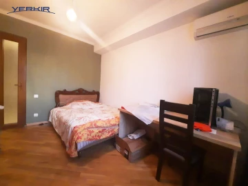 Apartments Code: 5+214733