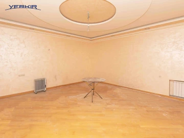 Apartments Code: 5+219467