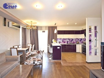 Բնակարաններ Կոդ` 10+302298