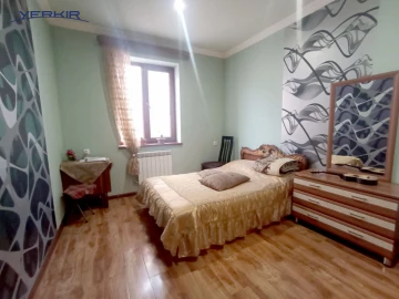 Առանձնատներ Կոդ` 10+510005