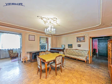 Apartments Code: 5+33521