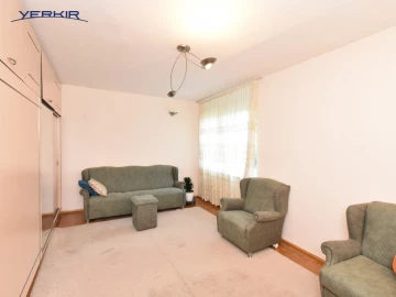 Apartments Code: 5+319422