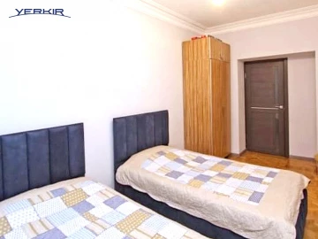 Բնակարաններ Կոդ` 5+305168