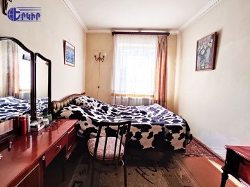 Houses Code: 3+50339