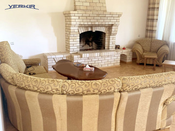 Houses Code: 6+504831