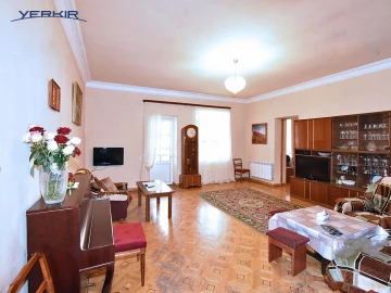 Apartments Code: 10+308330