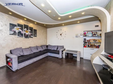 Apartments Code: 10+10777