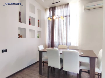 Apartments Code: 4+30421