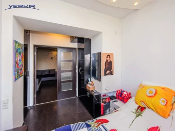 Apartments Code: 10+10777