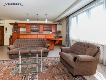 Apartments Code: 5+819431