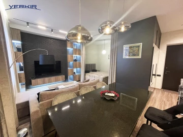 Բնակարաններ Կոդ` 5+114185