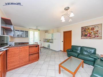 Apartments Code: 5+318404