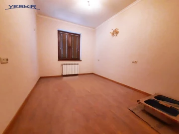 Բնակարաններ Կոդ` 5+814593