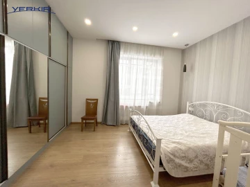 Houses Code: 4+507974