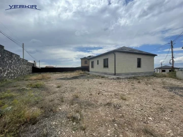 Առանձնատներ Կոդ` 5+511756