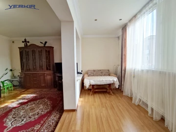 Apartments Code: 9+316403