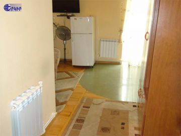 Բնակարաններ Կոդ` 8+120775