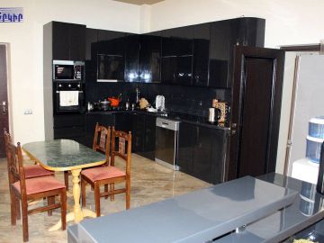 Առանձնատներ Կոդ` 6+50799