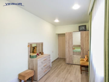 Բնակարաններ Կոդ` 3+3748122