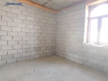 Houses Code: 8+509359