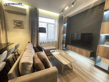 Բնակարաններ Կոդ` 5+114185