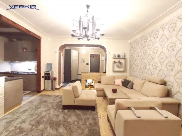 Apartments Code: 9+3263207